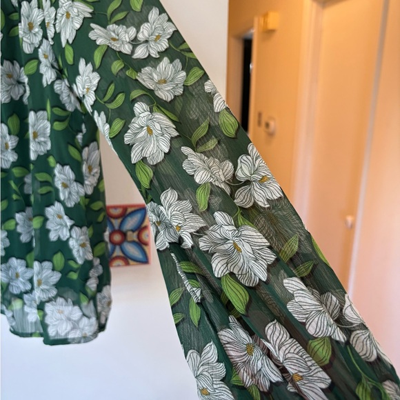 Draper James Green Floral Blouse - Picture 4 of 9